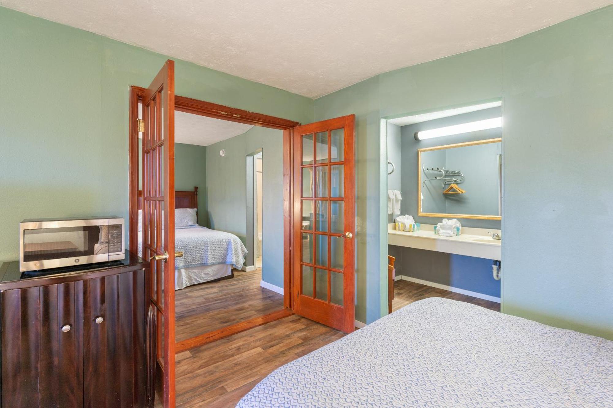Williamsburg Suites Dış mekan fotoğraf